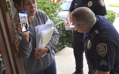 Jej mąż poślubił koleżankę z pracy w Vegas. Rano policja zapukała do drzwi.