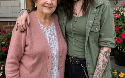 Gotka zaczęła odwiedzać moją 73-letnią mamę w każdą sobotę – po pogrzebie mojej mamy dziewczyna wręczyła mi klucz i powiedziała: „Twoja mama kazała mi dać ci to dopiero po jej śmierci”