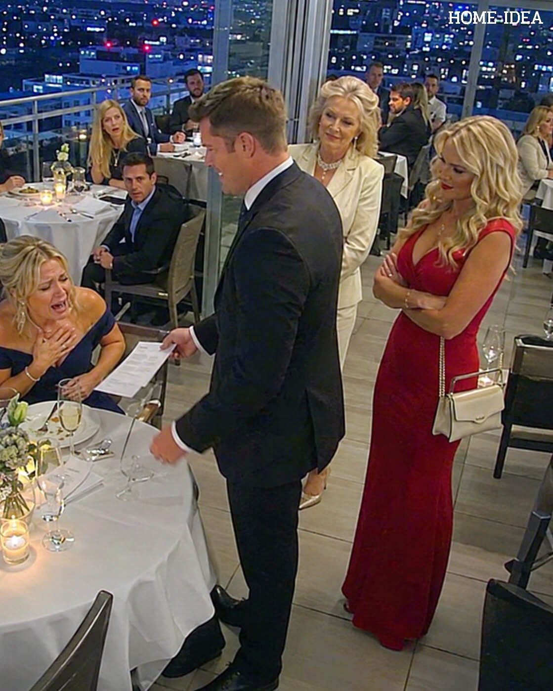 CZĘŚĆ 2: Mój mąż wręczył mi papiery rozwodowe w naszą dziesiątą rocznicę ślubu na oczach całej restauracji, a potem uśmiechnął się, gdy jego matka i kochanka patrzyły, jak się załamuję.