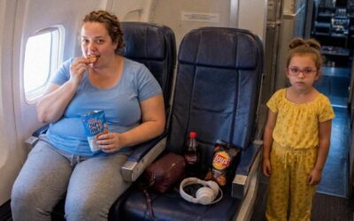 Niegrzeczna kobieta zajęła miejsce przy oknie, które zapłaciłem mojej 6-letniej córce z autyzmem – więc pilot dał jej nauczkę, której nigdy nie zapomni