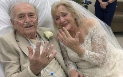 Poślubiłem swoją szkolną miłość w wieku 73 lat, ponieważ było to jego ostatnie życzenie – po jego pogrzebie jego prawnik zapukał do moich drzwi i powiedział: „Wpadłeś prosto w jego pułapkę”