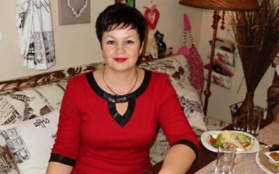 Po śmierci mojego męża pozwoliłam synowi i jego rodzinie wprowadzić się do mojego domu — ale zaledwie kilka tygodni później kazałam im spakować walizki i się wyprowadzić… Powód, dla którego to zrobiłam, odebrał mowę całej mojej rodzinie