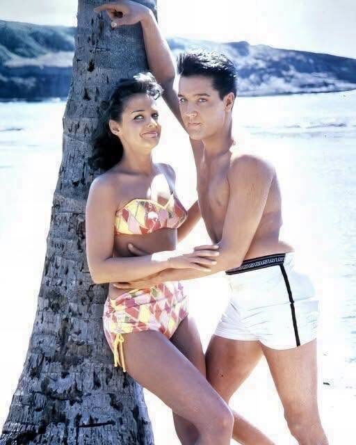 Sekrety kryjące się za kręceniem filmu Blue Hawaii: aż nazbyt ludzka strona Elvisa Presleya