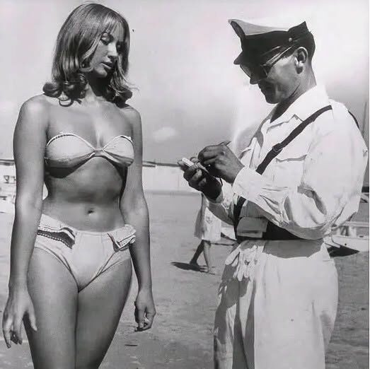 Bikini: Niesamowita historia stroju kąpielowego, który zrewolucjonizował wolność kobiet