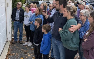 Ostatnim życzeniem mojego ojca było, abym otworzył jego garaż na oczach całej rodziny – to, co znaleźliśmy w środku, sprawiło, że mój brat zbladł