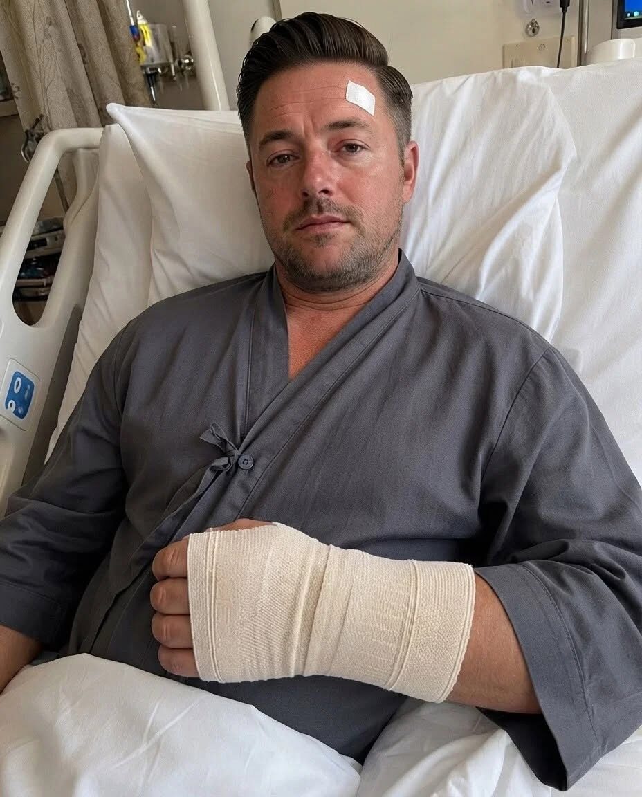 Pojechałam do szpitala po drobnym wypadku samochodowym mojego męża – ale kiedy pielęgniarka podała mi jego rzeczy, jedna rzecz sprawiła, że krew mi się zagotowała