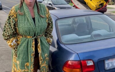 Moja sąsiadka założyła mi blokadę na samochód, mówiąc: „Ta zardzewiała blacha psuje mi widok” – ale nie spodziewała się mojego kolejnego ruchu