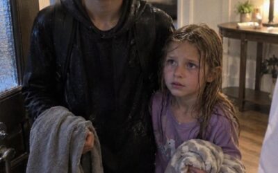 12-letni chłopiec i jego młodsza siostra poprosili, żeby mogli u mnie zamieszkać podczas burzy – wtedy podsłuchałem ich rozmowę