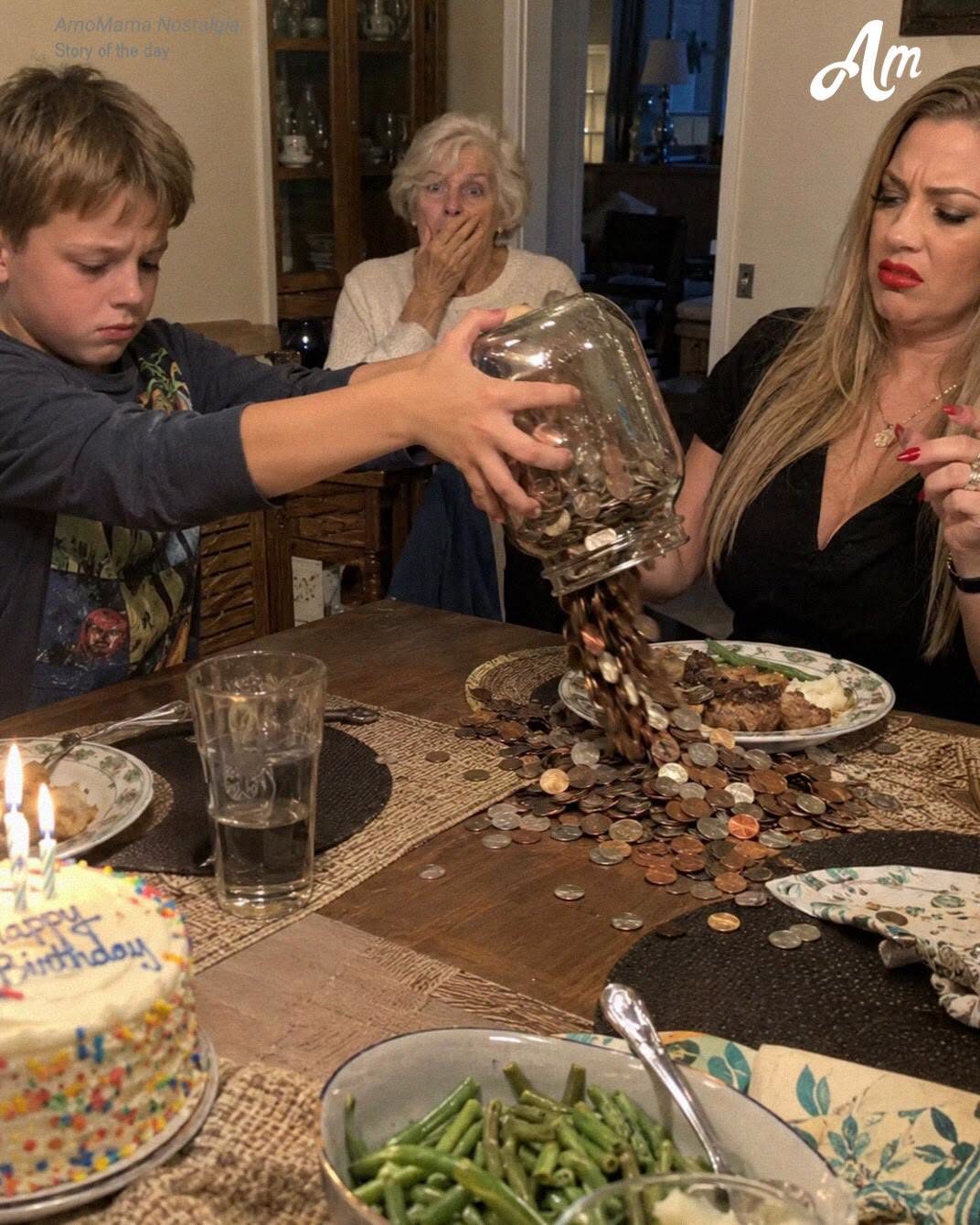 Moja siostra pobrała od naszej 79-letniej mamy 10 dolarów za zgaszenie światła – w urodziny mamy mój 10-letni syn wzniósł toast, który sprawił, że moja siostra oblała się rumieńcem na oczach wszystkich
