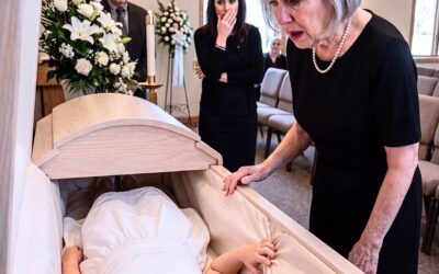 Na pogrzebie mojej sześcioletniej wnuczki pochyliłem się nad jej trumną, by wyszeptać ostatnie pożegnanie. Wtedy usłyszałem ciche drapanie z wnętrza. Chwilę później jej słaby głos wyszeptał: „Tata powiedział mi, że jeśli się obudzę, wszystko zepsuję”.