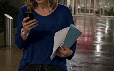 Mój mąż obiecał mnie odebrać po wypisaniu ze szpitala. Zamiast tego wszedłem na pas odbioru ze szpitala i znalazłem SMS-a: już wyjechał na rocznicową wycieczkę swoich rodziców’ i powinienem wezwać podwózkę.