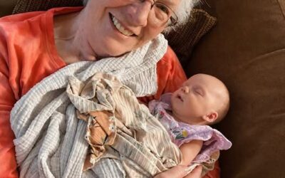 Urodziłam dziecko w wieku 79 lat, a moje dzieci udały się do sądu, aby uzyskać orzeczenie o mojej niepoczytalności. Jednak gdy sędzia zapytał, kto jest ojcem dziecka, drzwi sali sądowej się otworzyły...